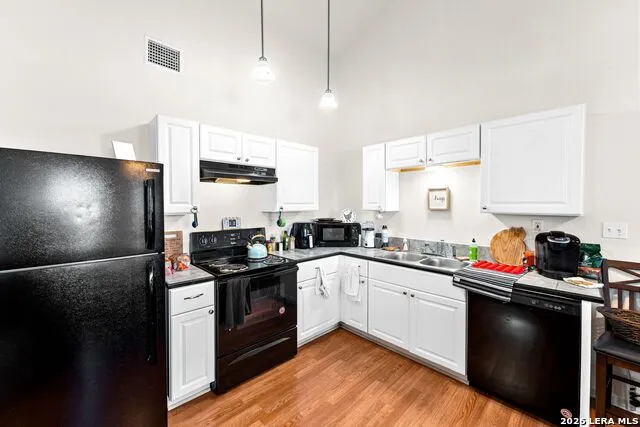 289 Chaparral Dr Bandera, TX 78003
