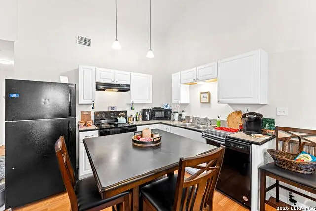 289 Chaparral Dr Bandera, TX 78003