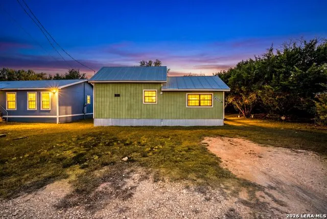289 Chaparral Dr Bandera, TX 78003