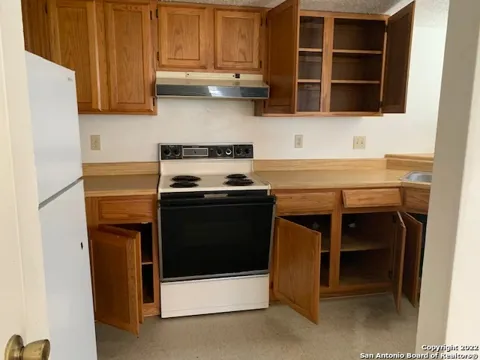 6307 BOSTONIAN Unit 2