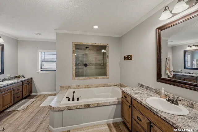 208 WELL PAD RD George West, TX 78022