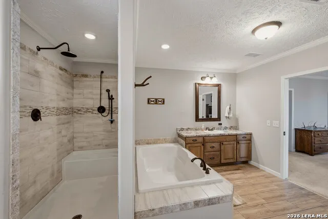 208 WELL PAD RD George West, TX 78022
