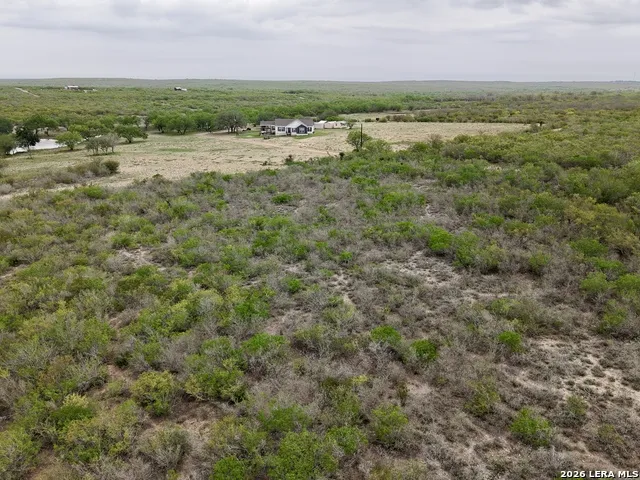 208 WELL PAD RD George West, TX 78022
