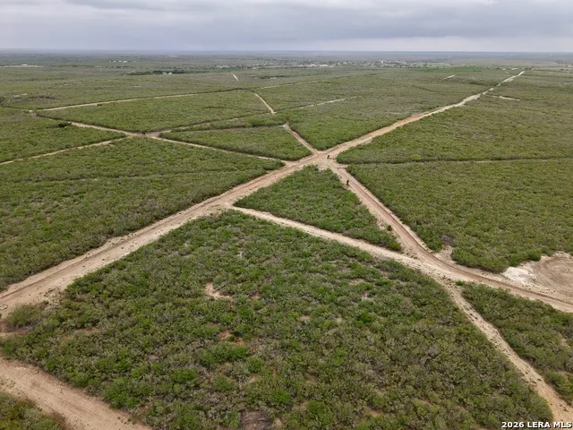 208 WELL PAD RD George West, TX 78022