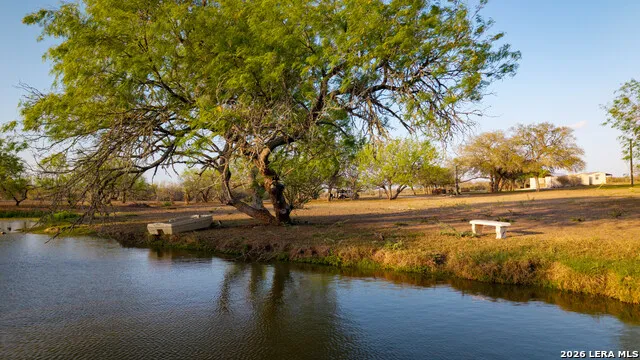 208 WELL PAD RD George West, TX 78022