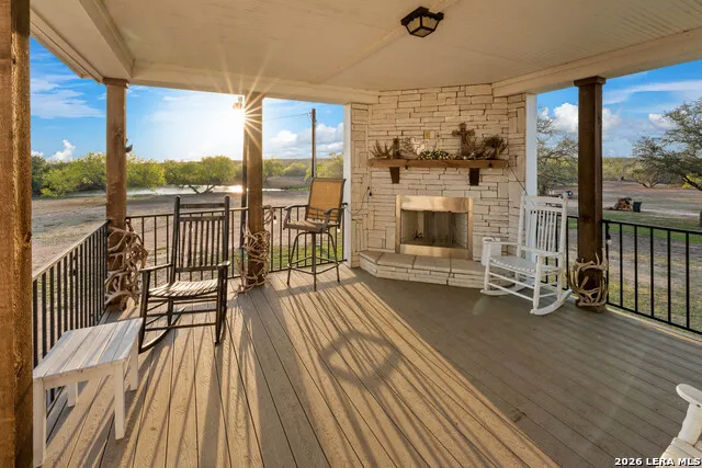 208 WELL PAD RD George West, TX 78022