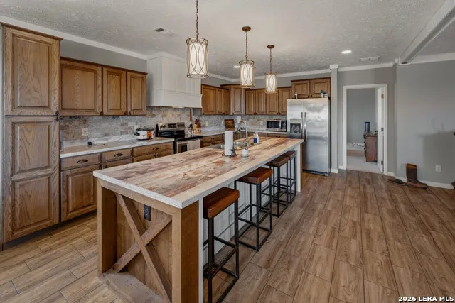 208 WELL PAD RD George West, TX 78022