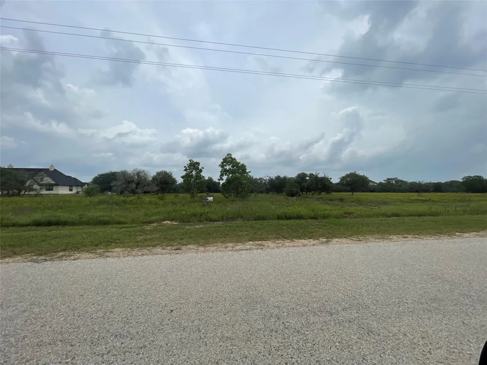 501 Pintail Lane Columbus, TX 78934