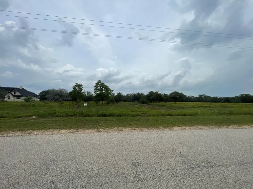 501 Pintail Lane Columbus, TX 78934