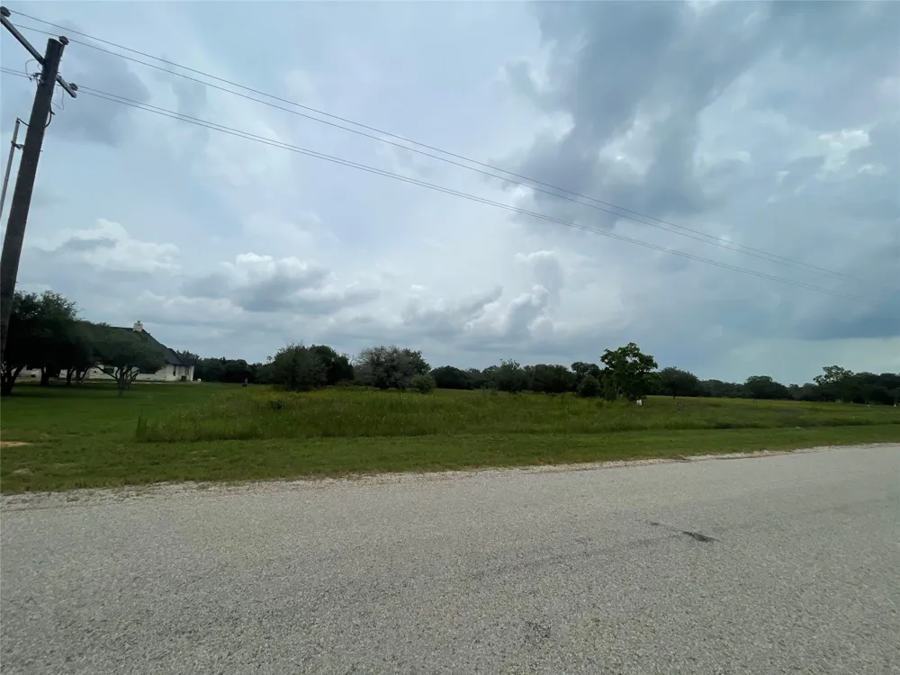 501 Pintail Lane Columbus, TX 78934