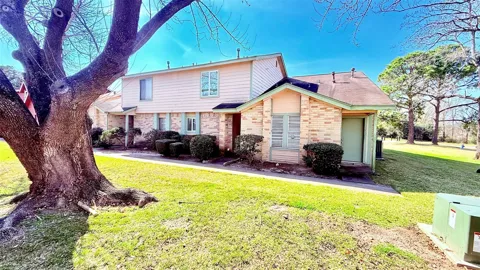 1927 Country Village Boulevard #B