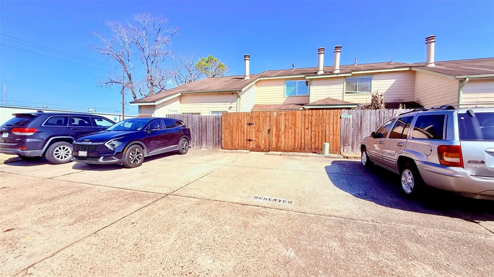 1927 Country Village Boulevard #B Humble, TX 77338