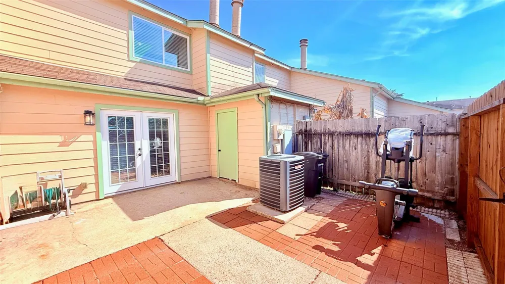 1927 Country Village Boulevard #B Humble, TX 77338