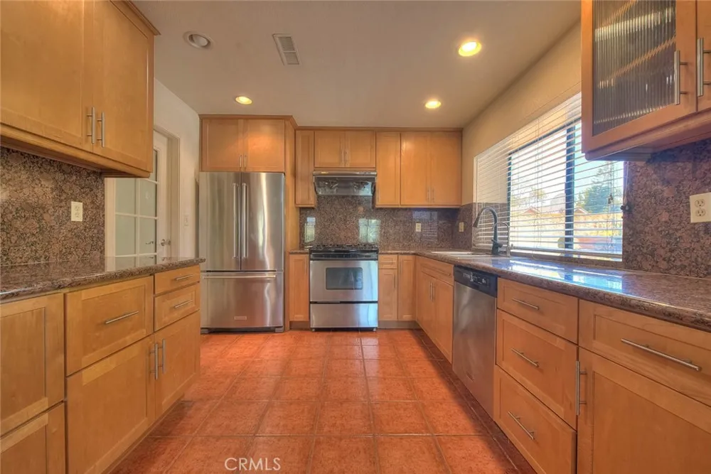 2156 Tomich Hacienda Heights, CA 91745