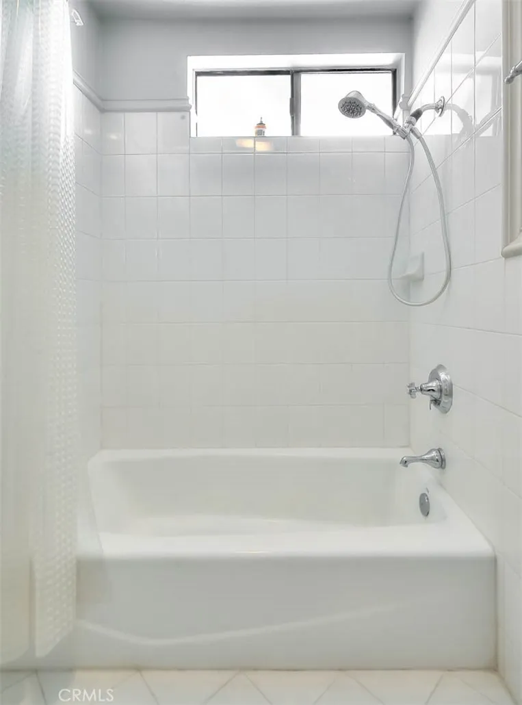 2156 Tomich Hacienda Heights, CA 91745