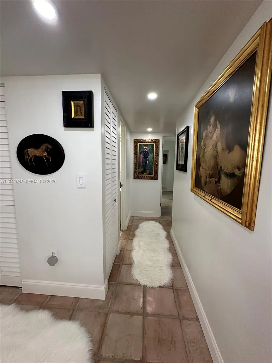 1200 Saint Charles Pl #618 Pembroke Pines, FL 33026