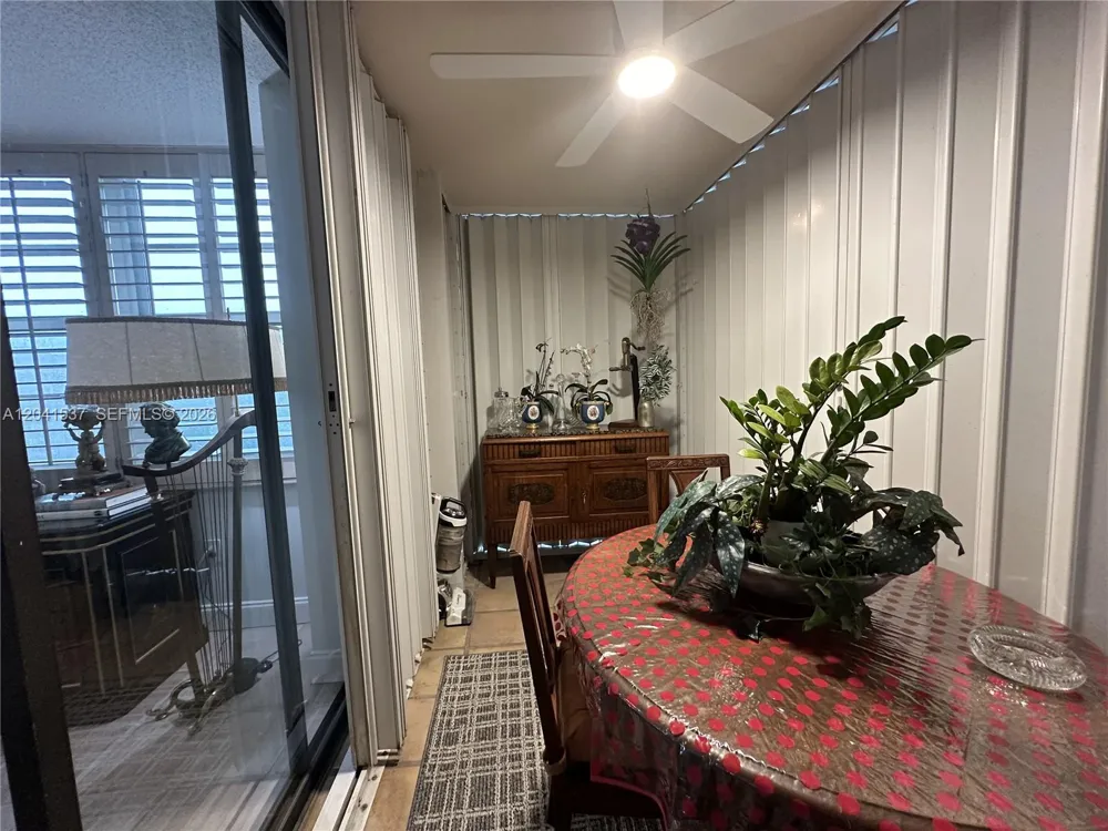 1200 Saint Charles Pl #618 Pembroke Pines, FL 33026