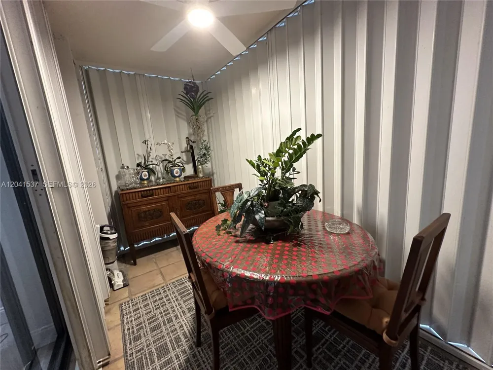 1200 Saint Charles Pl #618 Pembroke Pines, FL 33026