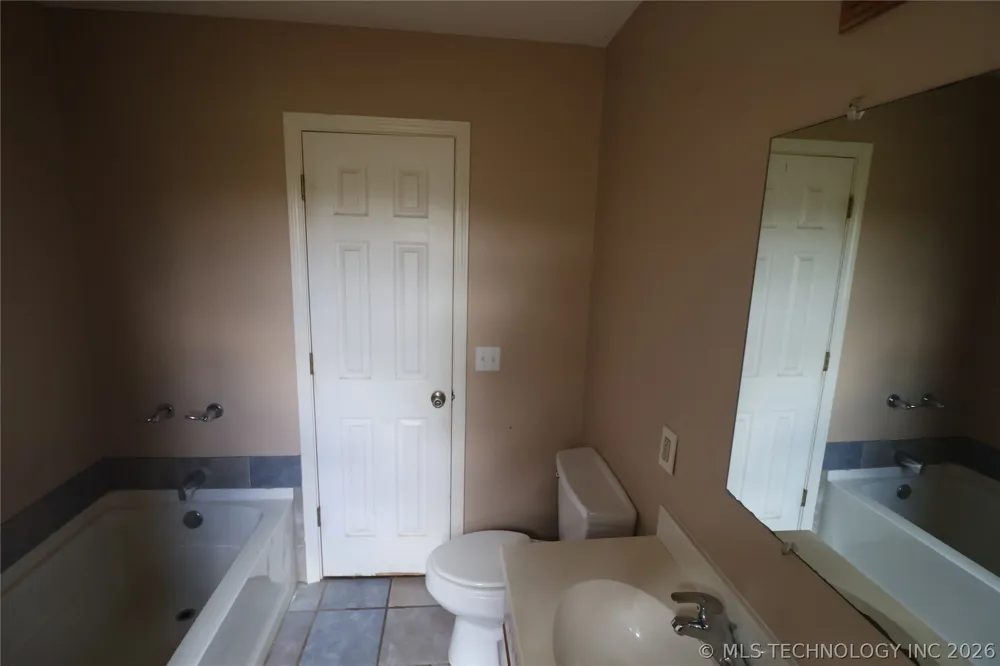 23377 Shoup Cameron, OK 74932