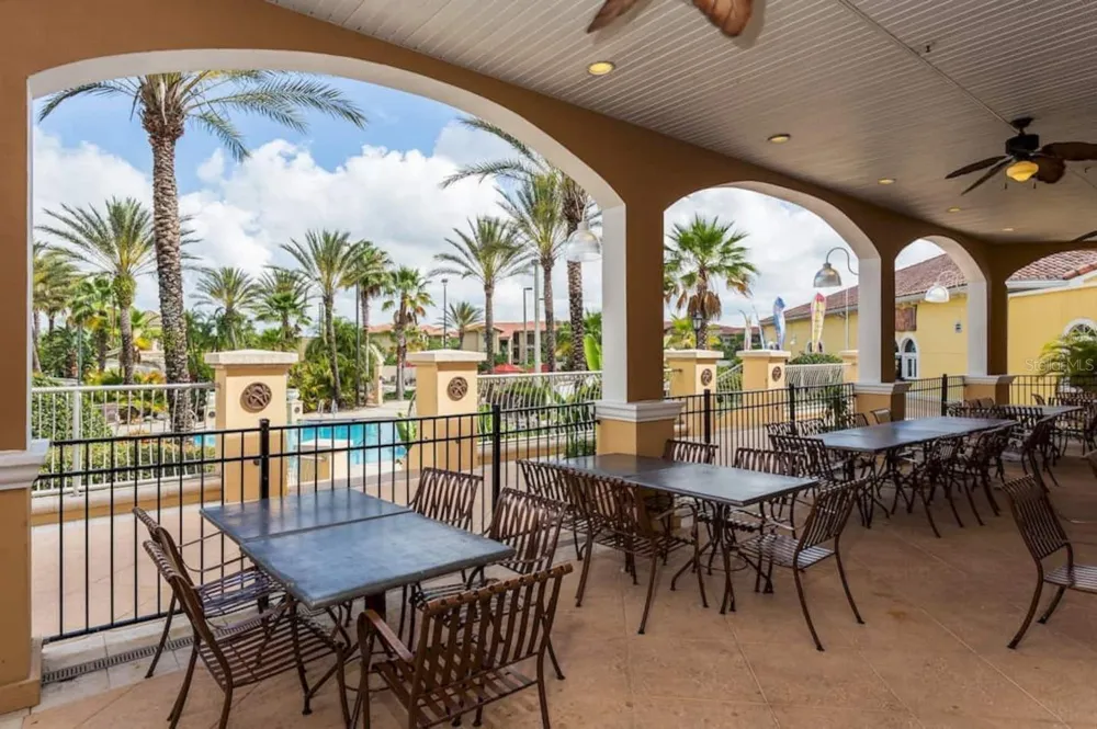 4040 CALABRIA AVENUE Davenport, FL 33897