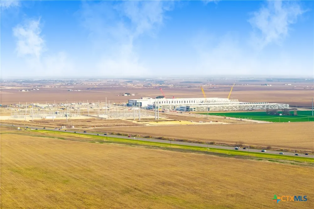 1501 County Road 132 Hutto, TX 78634