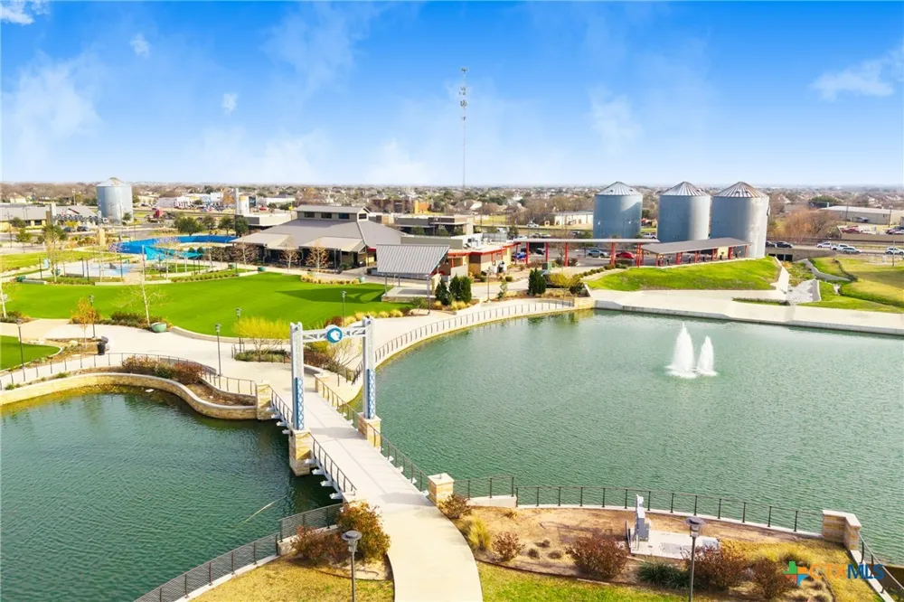 1501 County Road 132 Hutto, TX 78634