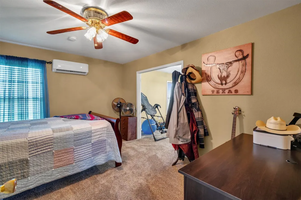 175 Hcr 3138 Bynum, TX 76631