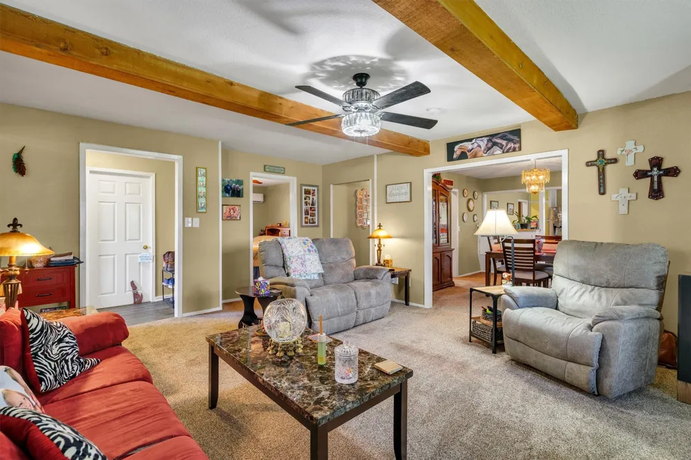 175 Hcr 3138 Bynum, TX 76631