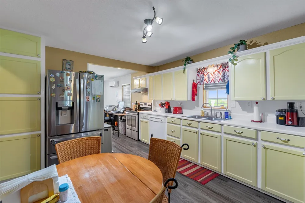 175 Hcr 3138 Bynum, TX 76631