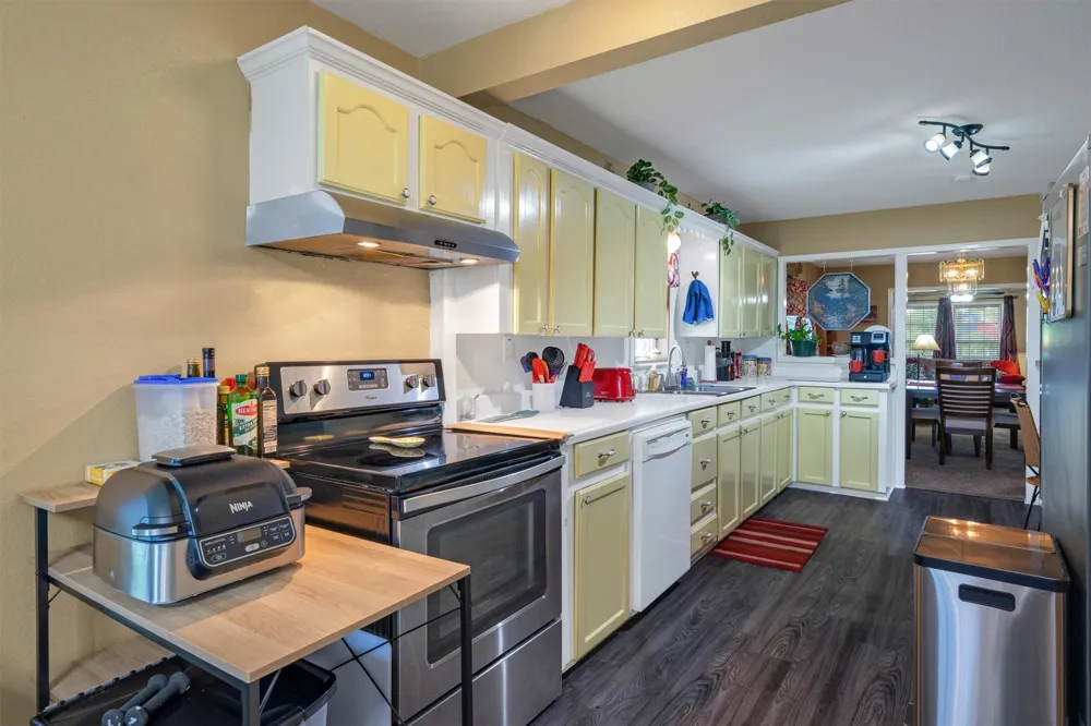 175 Hcr 3138 Bynum, TX 76631
