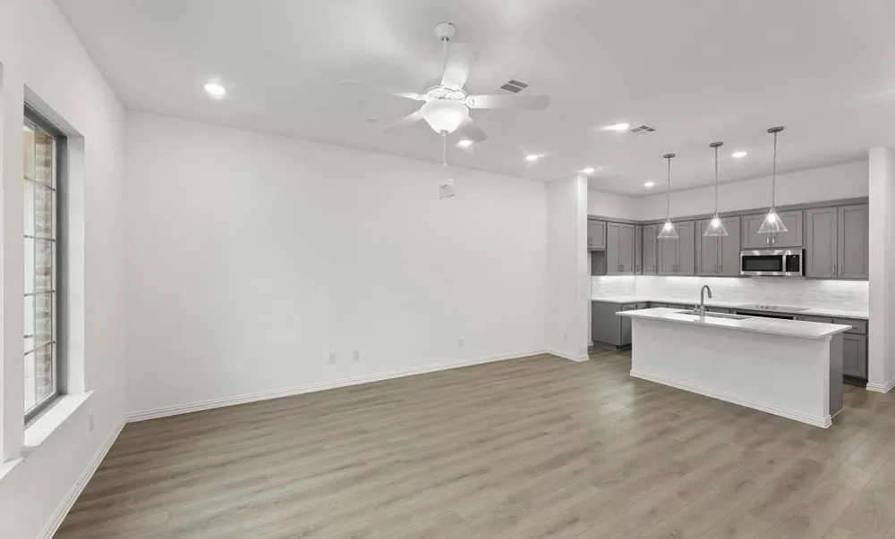 2412 Glacier Way Mansfield, TX 76063