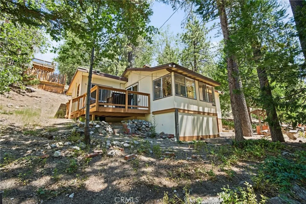 32800 Willow Running Springs, CA 92382