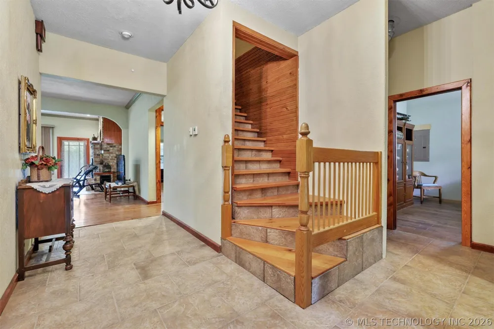 5792 W Lain Lake Road Atoka, OK 74525