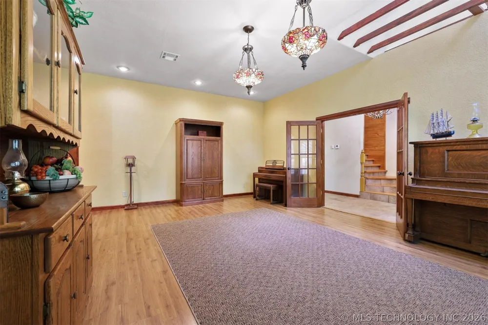 5792 W Lain Lake Road Atoka, OK 74525