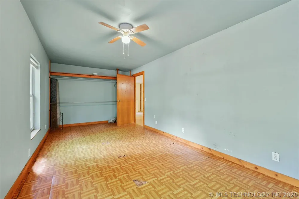 5792 W Lain Lake Road Atoka, OK 74525