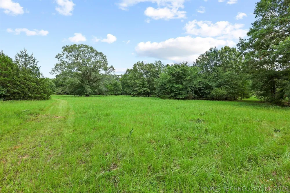 5792 W Lain Lake Road Atoka, OK 74525