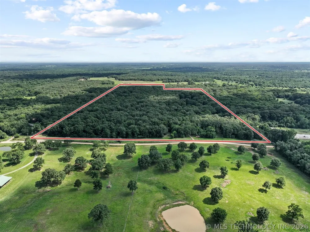 5792 W Lain Lake Road Atoka, OK 74525
