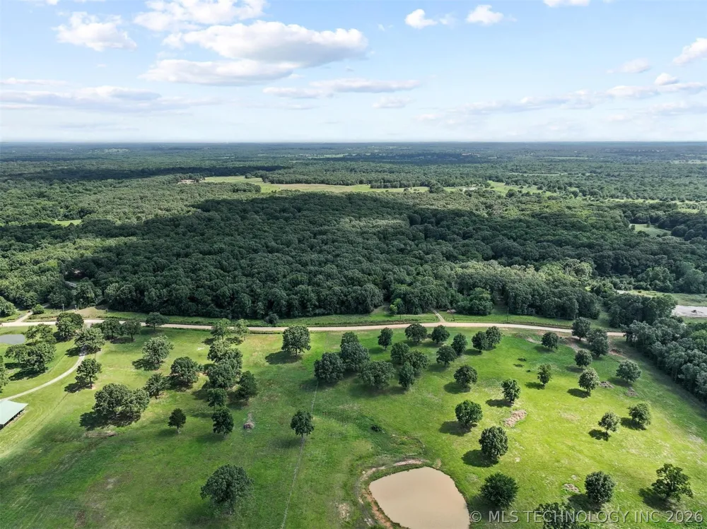 5792 W Lain Lake Road Atoka, OK 74525