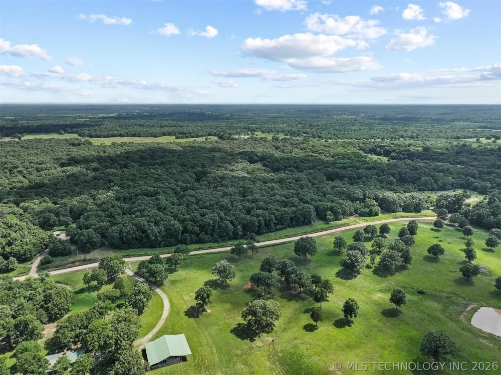 5792 W Lain Lake Road Atoka, OK 74525