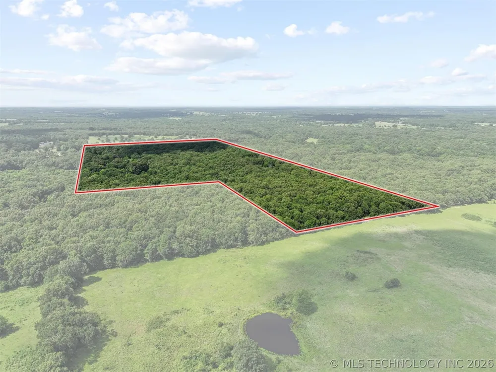 5792 W Lain Lake Road Atoka, OK 74525