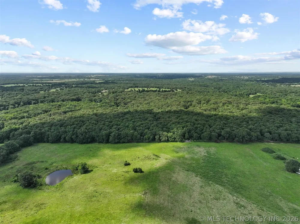 5792 W Lain Lake Road Atoka, OK 74525