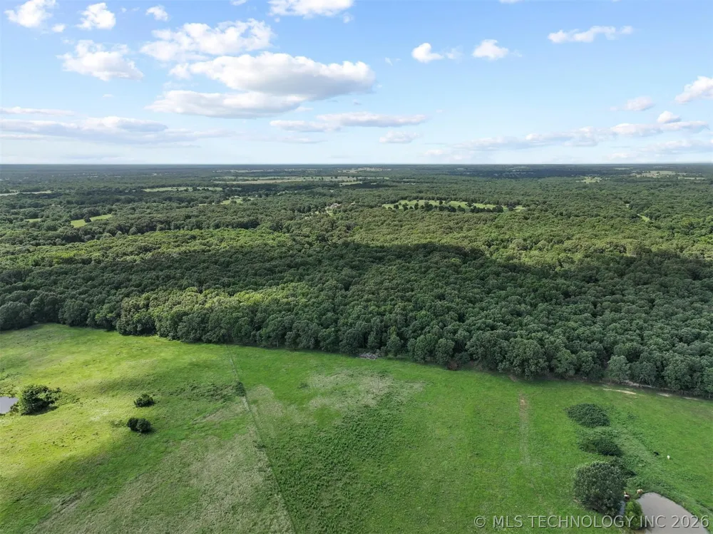 5792 W Lain Lake Road Atoka, OK 74525