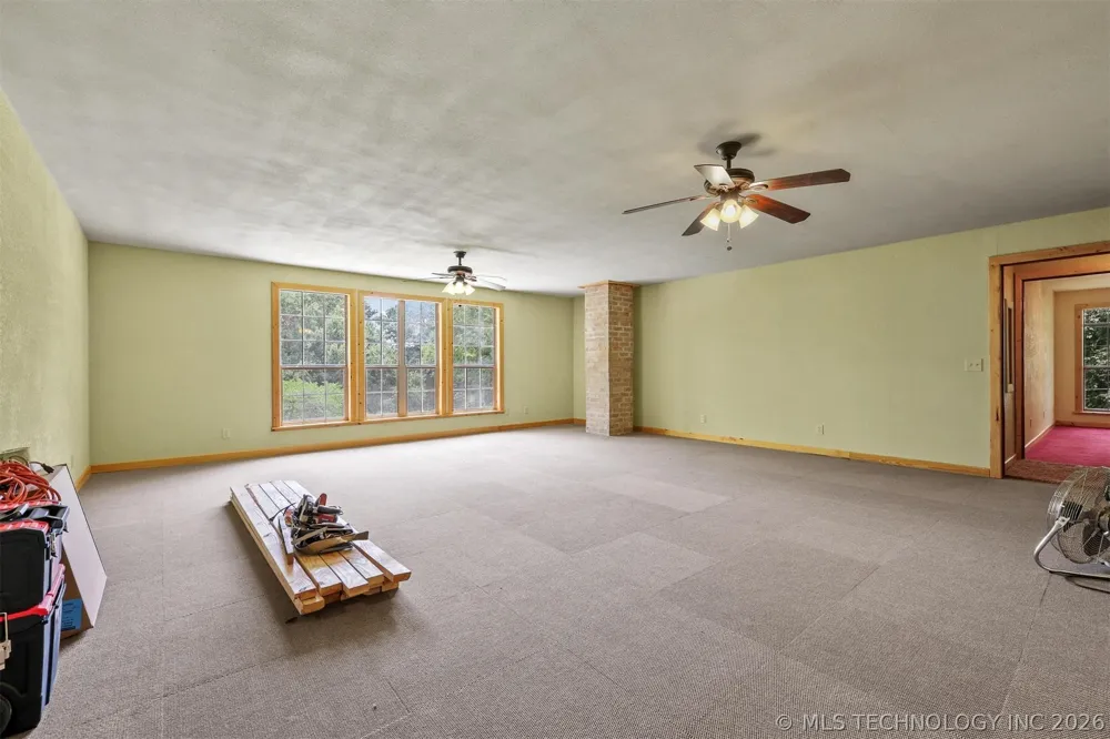 5792 W Lain Lake Road Atoka, OK 74525