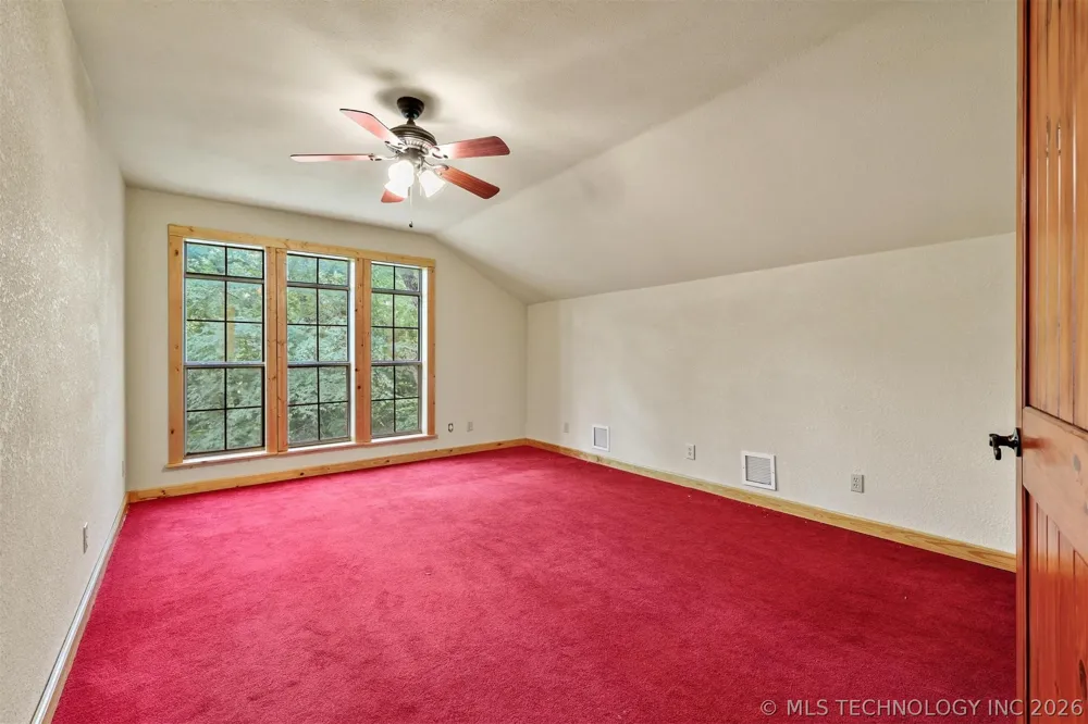5792 W Lain Lake Road Atoka, OK 74525