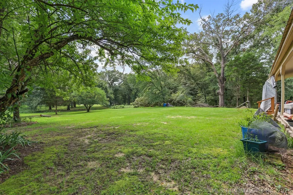 5792 W Lain Lake Road Atoka, OK 74525