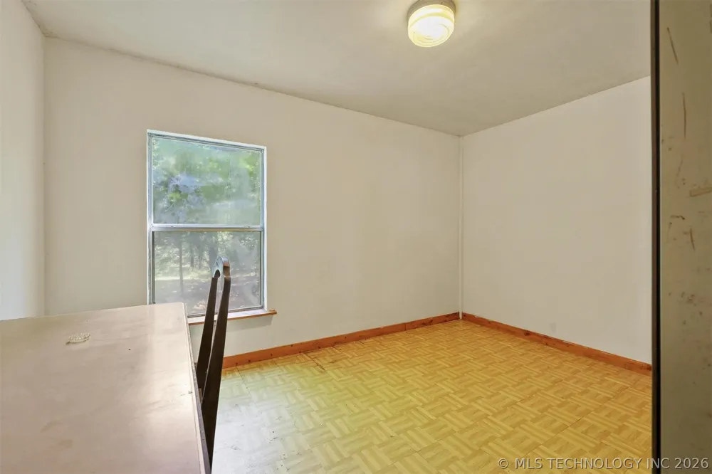 5792 W Lain Lake Road Atoka, OK 74525
