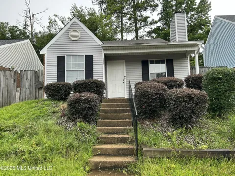 7037 Copper Cove