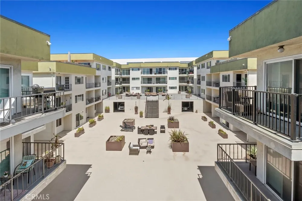 1600 Ardmore Avenue #417 Hermosa Beach, CA 90254