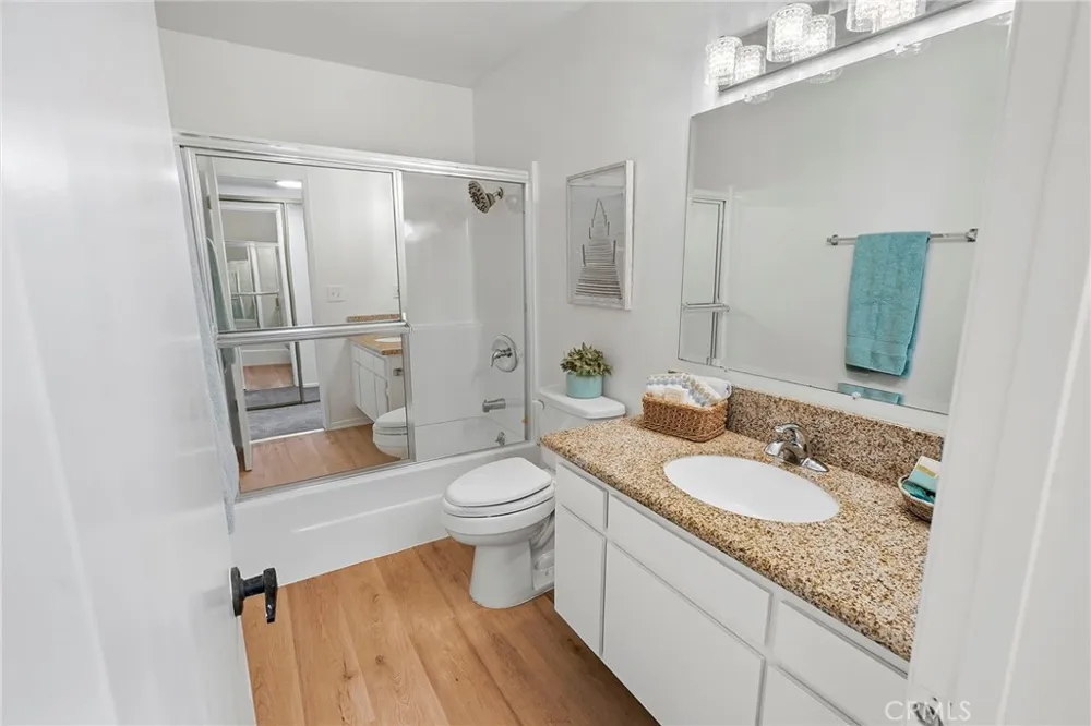 1600 Ardmore Avenue #417 Hermosa Beach, CA 90254