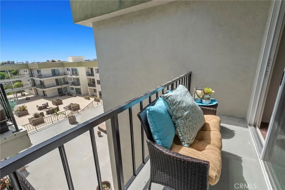 1600 Ardmore Avenue #417 Hermosa Beach, CA 90254